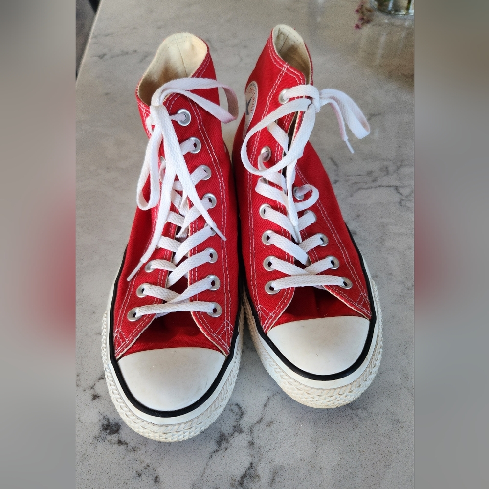 Red High Top Converse Size 7/9